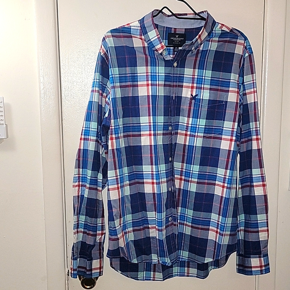 Men’s XL American Eagle Plaid Button Up Shirt